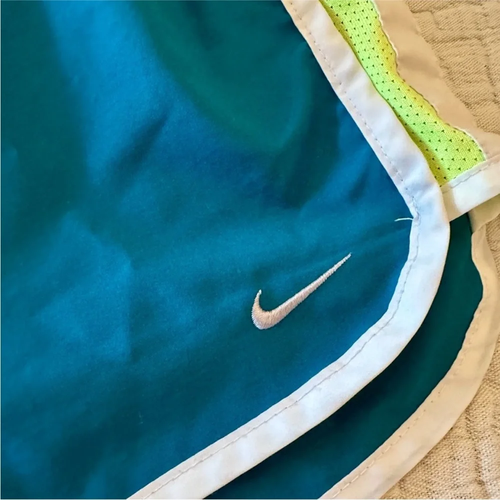 Nike Dri-FIT Tempo Running Shorts Teal Blue W/ Neon Yellow Mesh Y2K Athletic